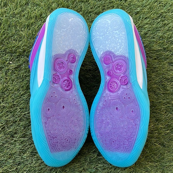 Nike KD16 - Picture 5 of 5